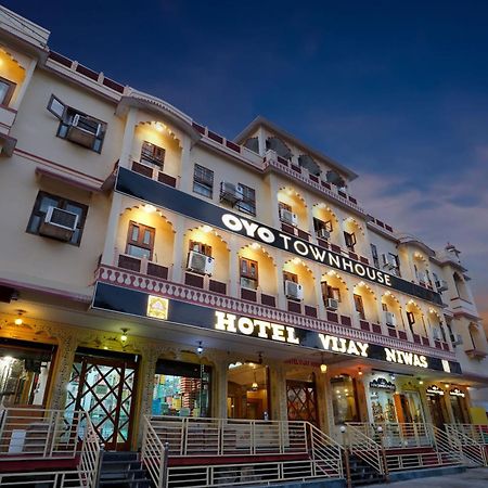 Collection O Vijay Niwas Hotel Kukas Exterior photo